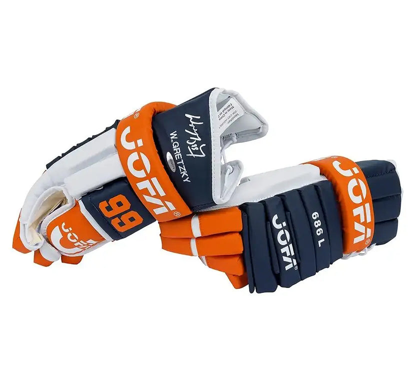 Wayne Gretzky Signed Replica Right Hand Jofa Hockey Glove