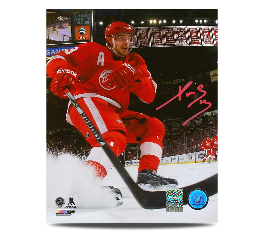 Pavel Datsyuk Signed Detroit Red Wings Ice Spray 8X10 Photo