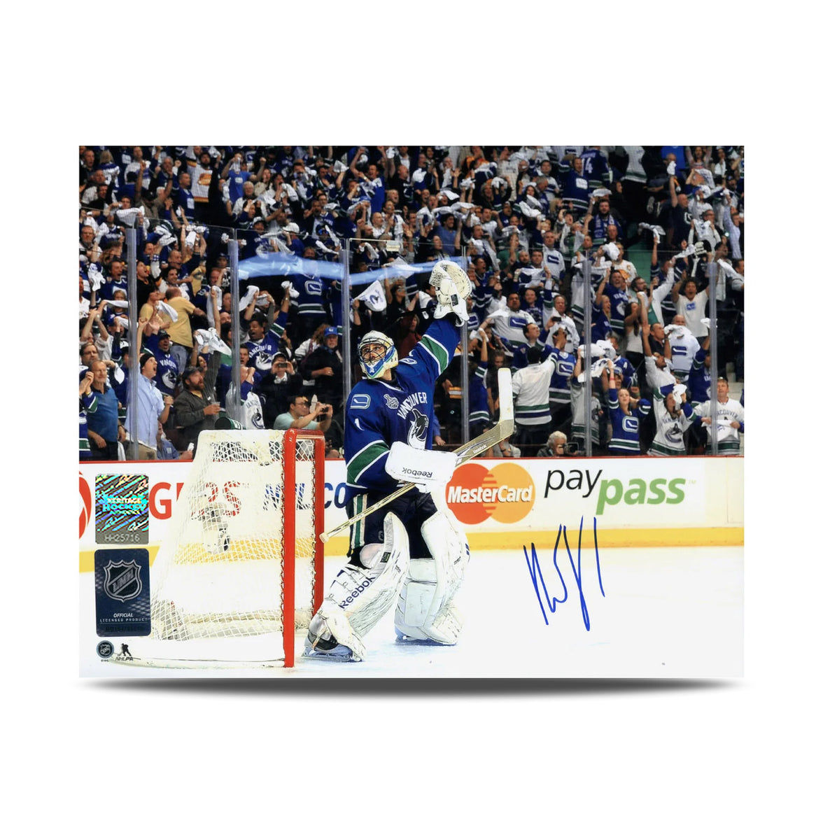 Roberto Luongo Signed Vancouver Canucks Cup Finals Victory 8X10 Photo