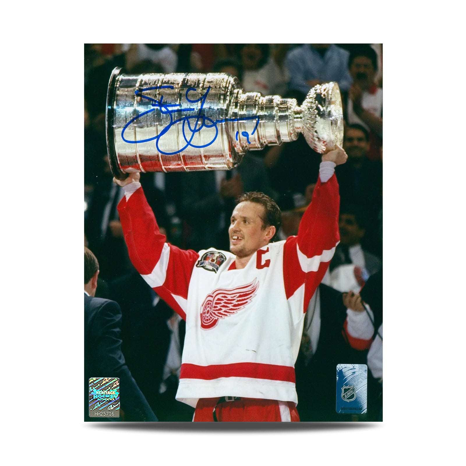 Steve Yzerman Signed Detroit Red Wings 1997 Stanley Cup 8X10 Photo - Heritage Hockey™