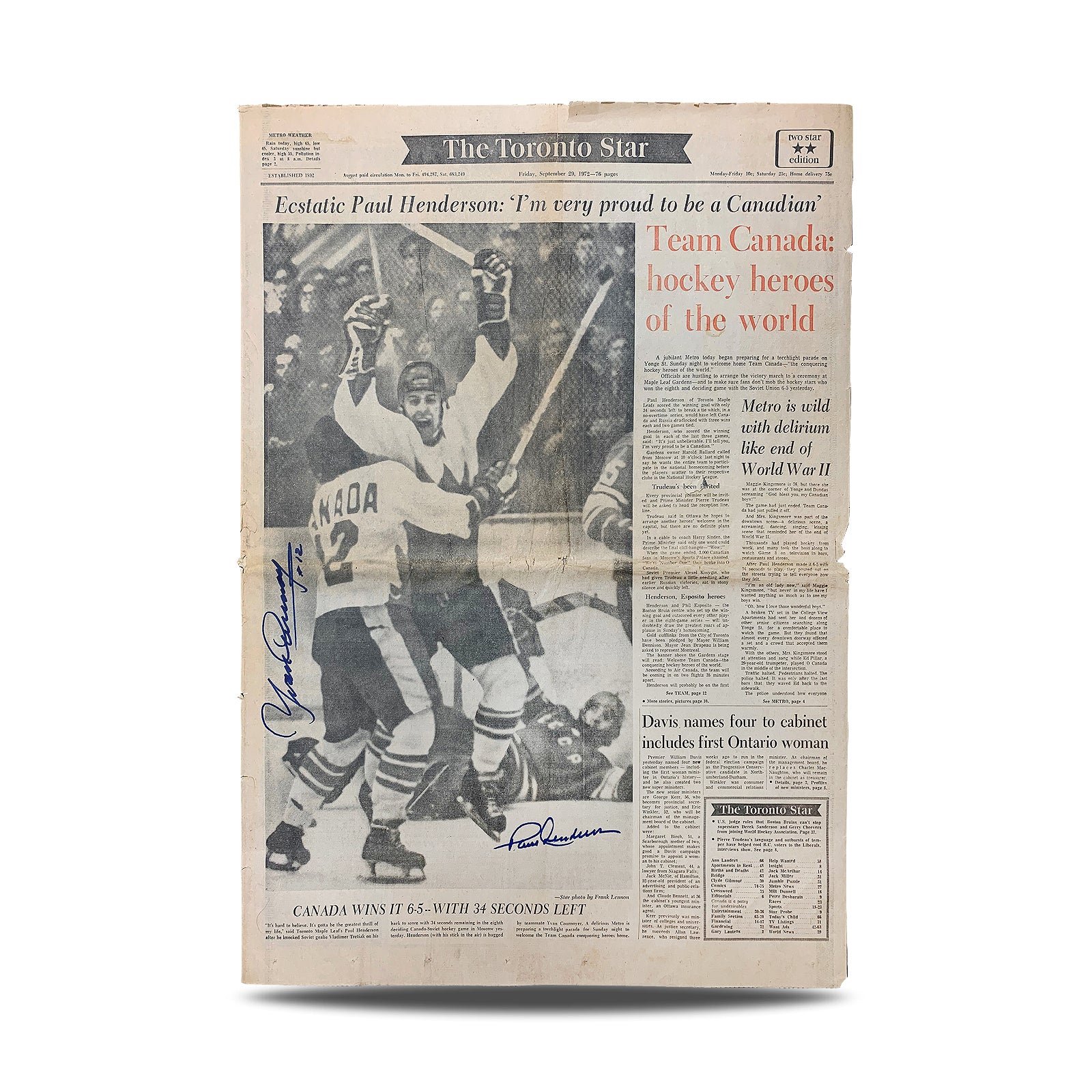 Paul Henderson & Yvan Cournoyer Signed Original September 29, 1972 Toronto Star Newspaper